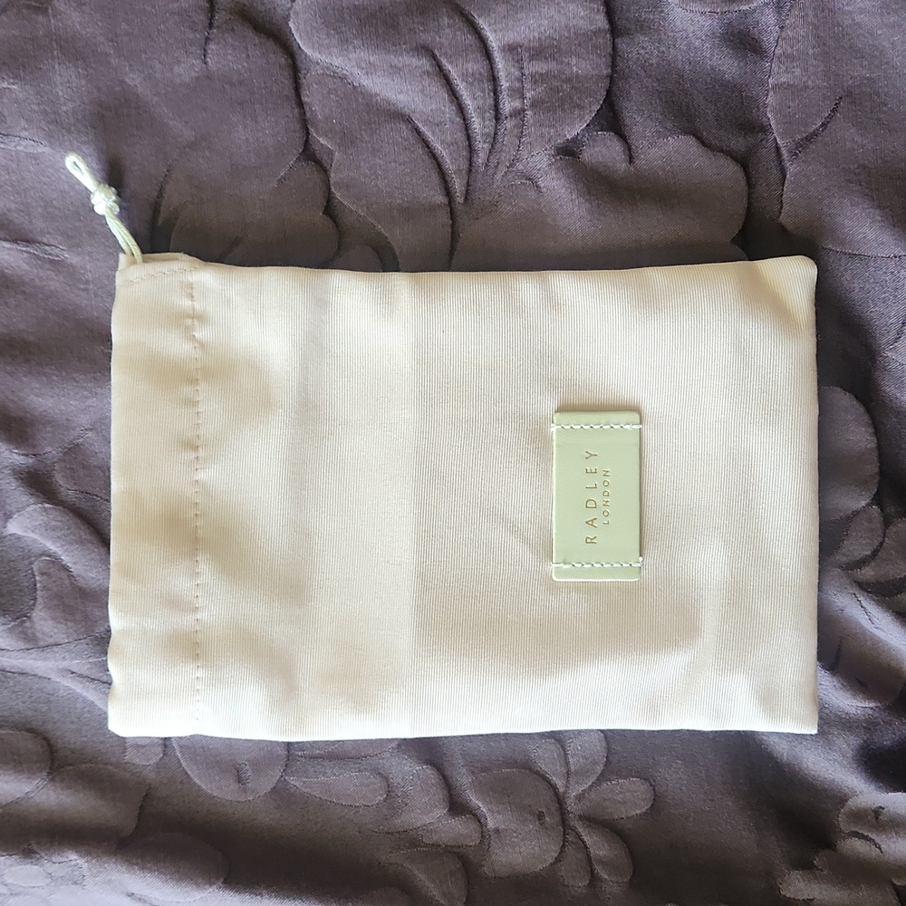 Wallet - Picture 2 of 3